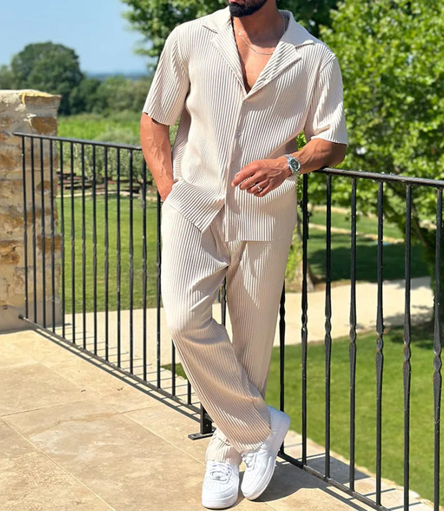 Ensemble d'été pour homme en deux pièces avec col camp plissé