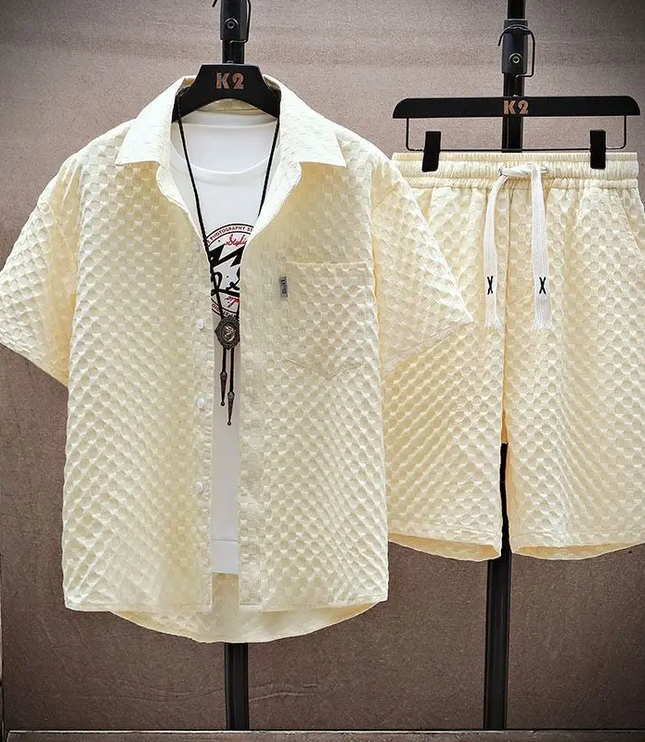 Ensemble d'été pour homme en deux pièces avec chemise à manches courtes en jacquard diamant et short