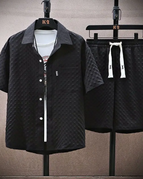 Noir / M