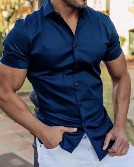 Camisa de hombre de verano con cuello solapa y manga corta con botones