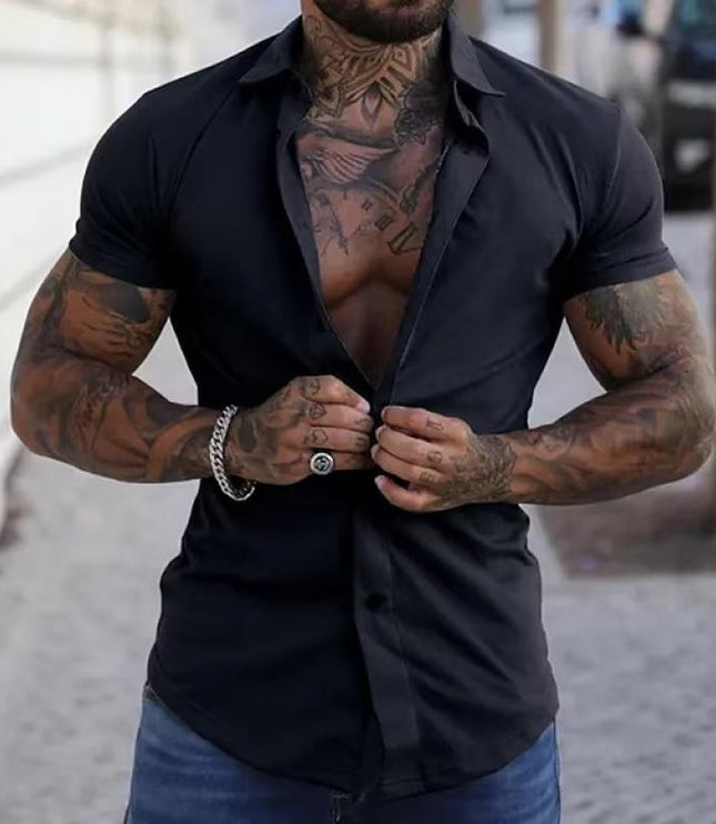 Camisa de hombre de verano con cuello solapa y manga corta con botones