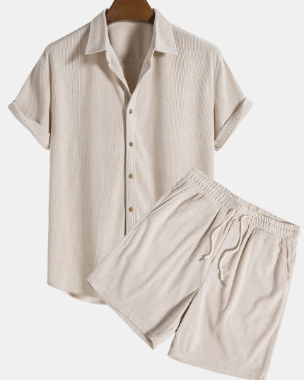 Ensemble d'été pour homme en deux pièces avec chemise à manches courtes côtelée et boutons