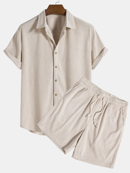 Ensemble d'été pour homme en deux pièces avec chemise à manches courtes côtelée et boutons