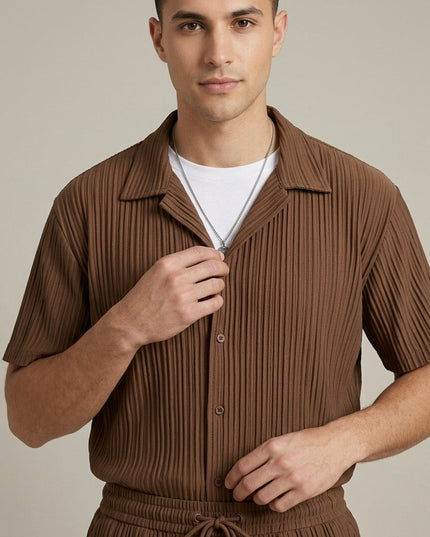 Ensemble pour homme en deux pièces avec chemise rayée texturée et pantalon