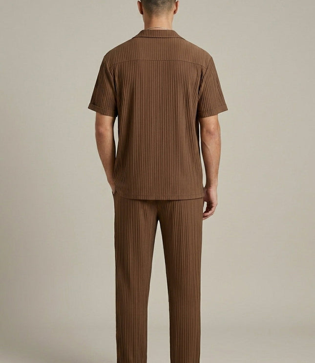 Ensemble pour homme en deux pièces avec chemise rayée texturée et pantalon