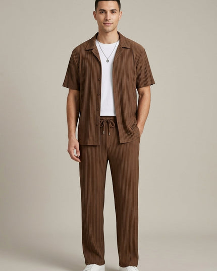 Ensemble pour homme en deux pièces avec chemise rayée texturée et pantalon