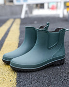 Green / UK 6.5 / EU 40 / US 7