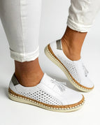 White / 5