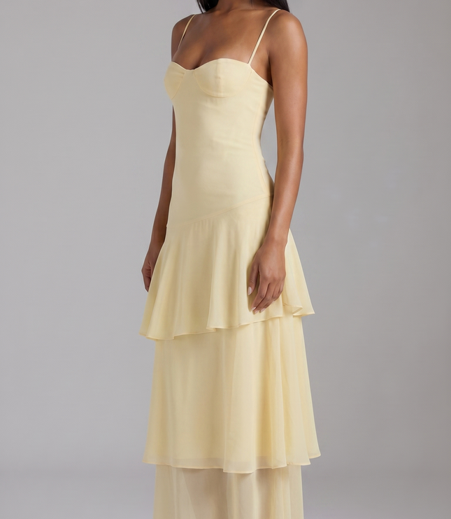 Vestido midi floral amarillo mantequilla para invitada de boda mujer