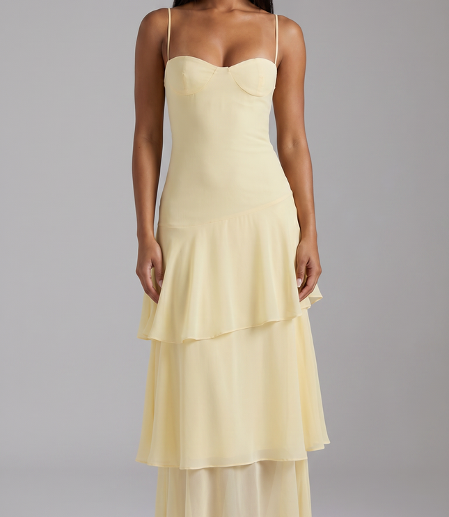 Vestido midi floral amarillo mantequilla para invitada de boda mujer