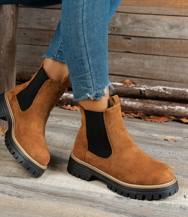 Blythe | Women's Chelsea Platform Ankle Boots - Black - Image 15