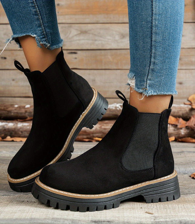 Blythe | Women's Chelsea Platform Ankle Boots - Black - Image 4