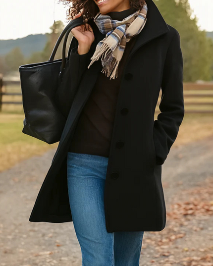 Lyzia – Classic Coat for Chilly Days