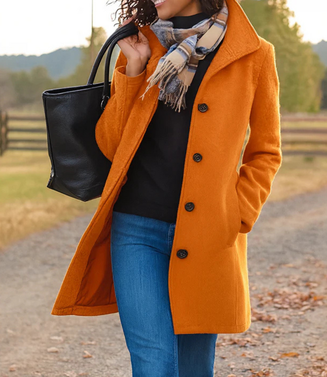 Lyzia – Classic Coat for Chilly Days