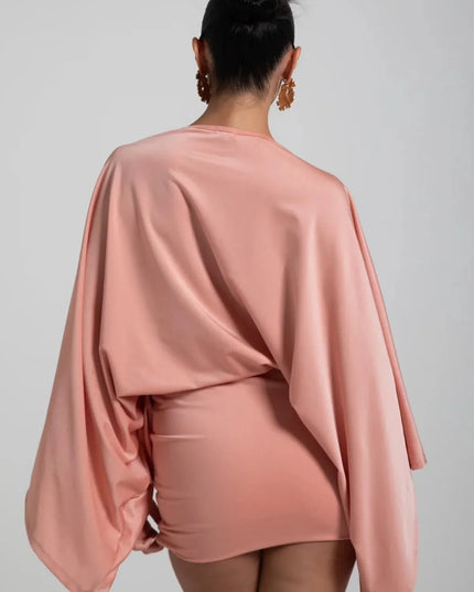 Vestido mini de fiesta para mujer con mangas capa y caída fluida
