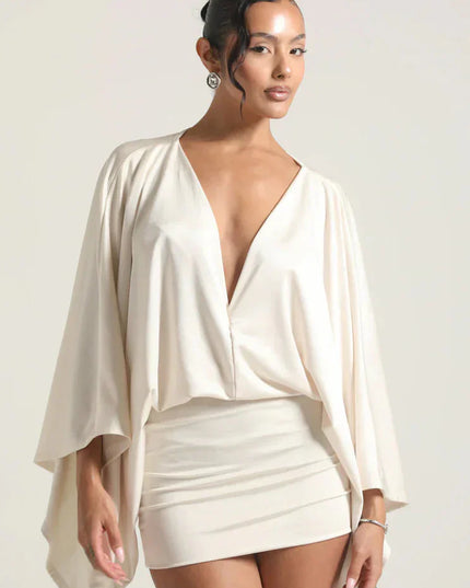 Vestido mini de fiesta para mujer con mangas capa y caída fluida