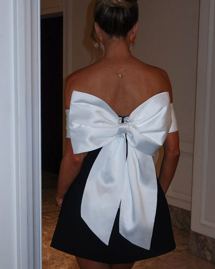 Vestido mini de fiesta de cóctel con hombros descubiertos y fruncidos para mujer