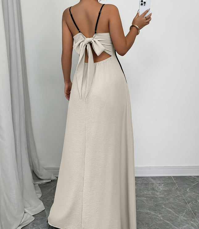 Vestido maxi crema de satén con escote en V para invitada de boda mujer