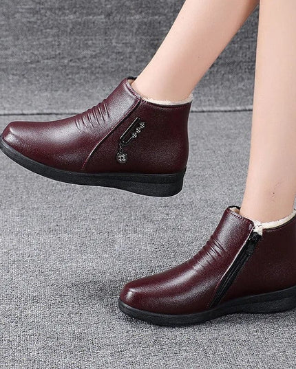 Corinna | Women's Fur-Lined Winter Ankle Boots - Black - Image 6