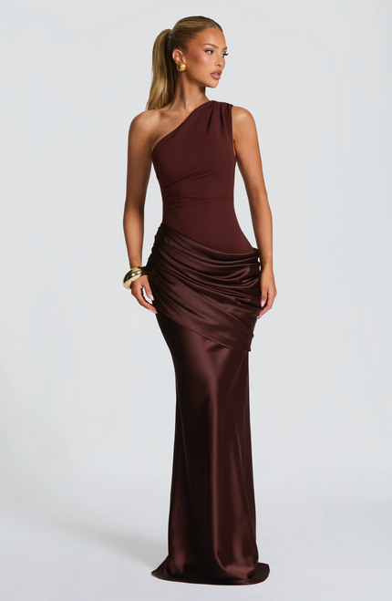Vestido maxi de un solo hombro con acabado satinado para mujer