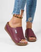 Burgundy / 5