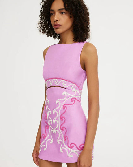 Vestido mini ajustado rosa bordado con recortes para mujer