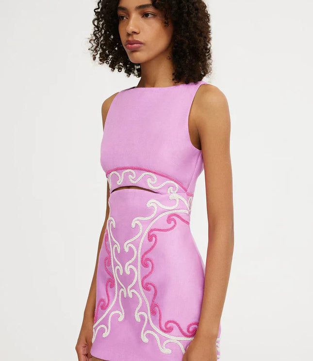 Vestido mini ajustado rosa bordado con recortes para mujer