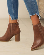 Brown / UK 3.5 / EU 36 / US 5.5