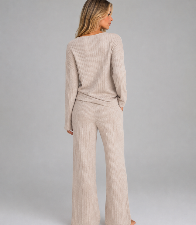 Women's Ribbed Loungewear Set with V-Neck Jumper and Trousers