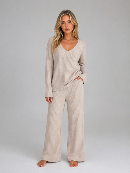 Women's Ribbed Loungewear Set with V-Neck Jumper and Trousers