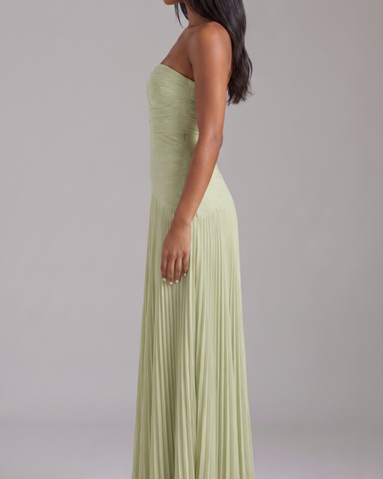 Vestido maxi de satén verde salvia para invitada de boda o graduación mujer