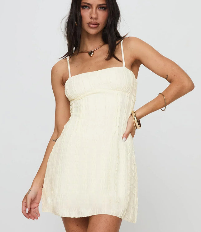 Vestido mini bodycon sin mangas para mujer con fruncido estilo cóctel