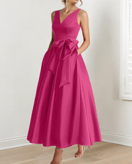 Fuchsia sleeveless A-line satin dress with V-neck and ribbon tie