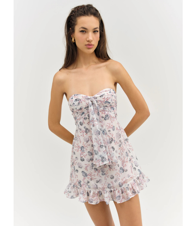 Vestido mini sin tirantes con flores para invitada de boda para mujer