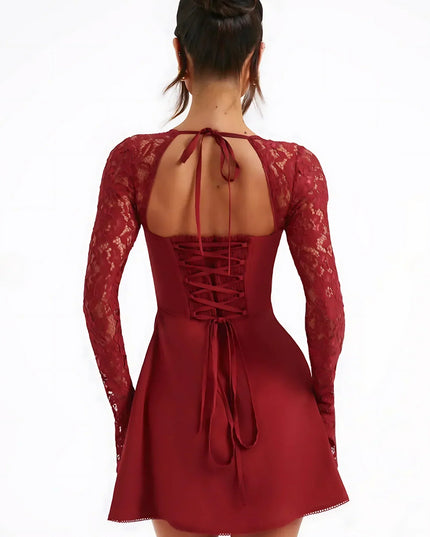 Vestido mini de encaje con cuello cuadrado y mangas largas para invitada de boda para mujer