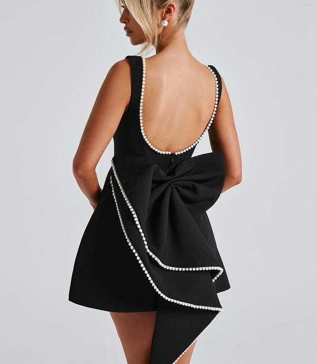Vestido mini línea A para invitada de boda con cuello de perlas para mujer