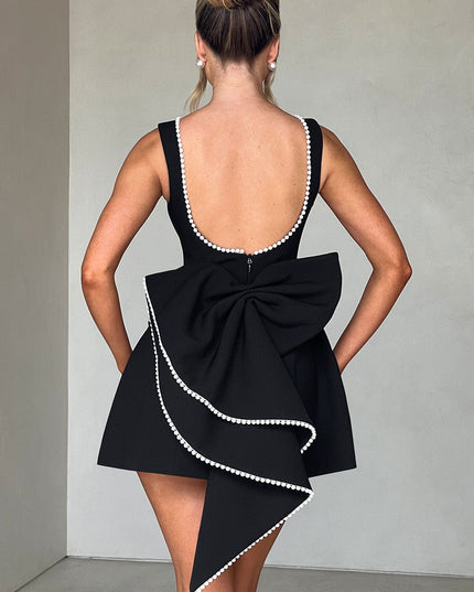 Vestido mini línea A para invitada de boda con cuello de perlas para mujer