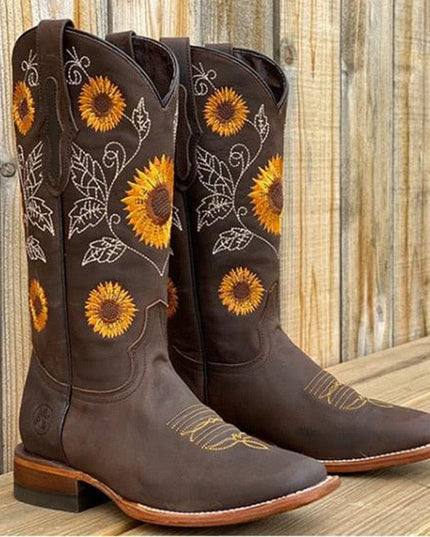 Sunniva | Women's Wide Calf Western Cowboy Boots - Camel - Image 2