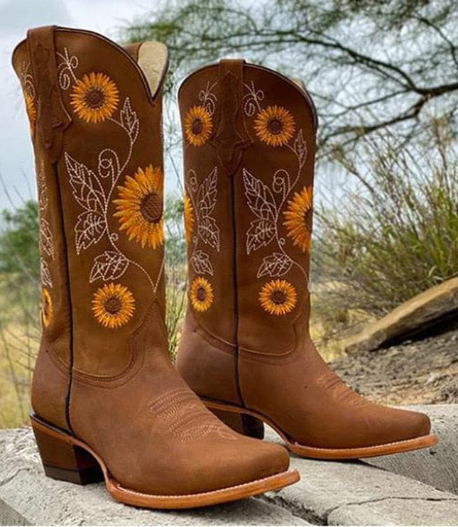 Sunniva | Women's Wide Calf Western Cowboy Boots - Camel - Image 3